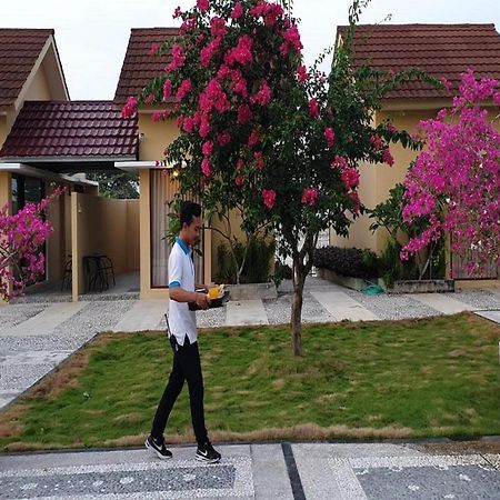 Belitung Holiday Resort Sijuk エクステリア 写真