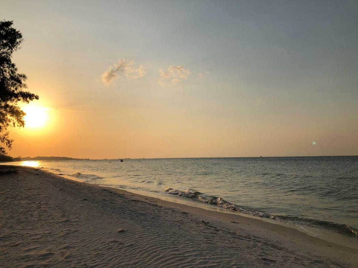 Belitung Holiday Resort Sijuk エクステリア 写真